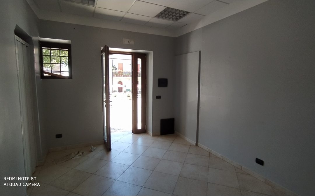 locale commerciale in affitto